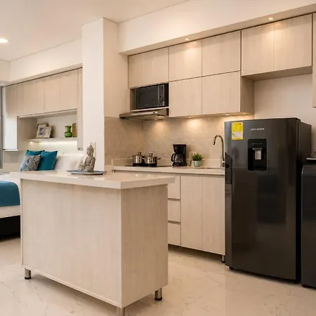 Cb726 | Moderna Frente Al Mar Con Balcón Y Cocina Con Isla Apartamento Cartagena