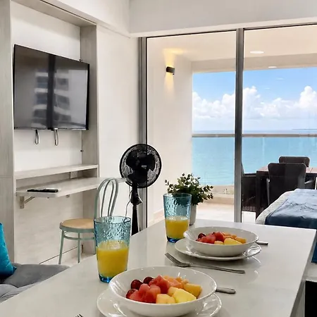 Cb726 | Moderna Frente Al Mar Con Balcón Y Cocina Con Isla Apartamento Cartagena