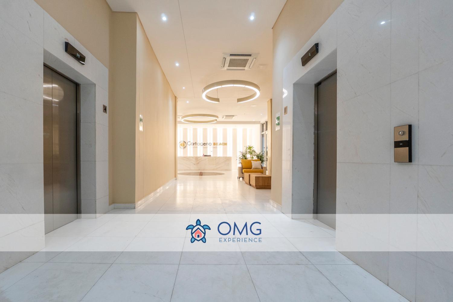 Apartamento Cb726 | Moderna Frente Al Mar Con Balcón Y Cocina Con Isla *